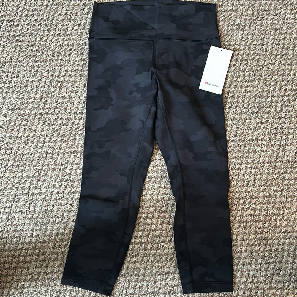 Lululemon wunder under HR Crop 23”